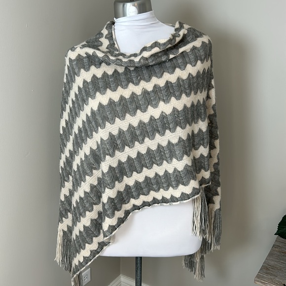 Gray and Cream Fringe Sweater Poncho One Size Fits All - Picture 2 of 4